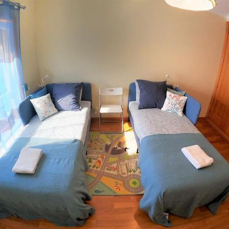 Lisbon 2 Bedroom Apartment With Balcony In Algés Eksteriør billede