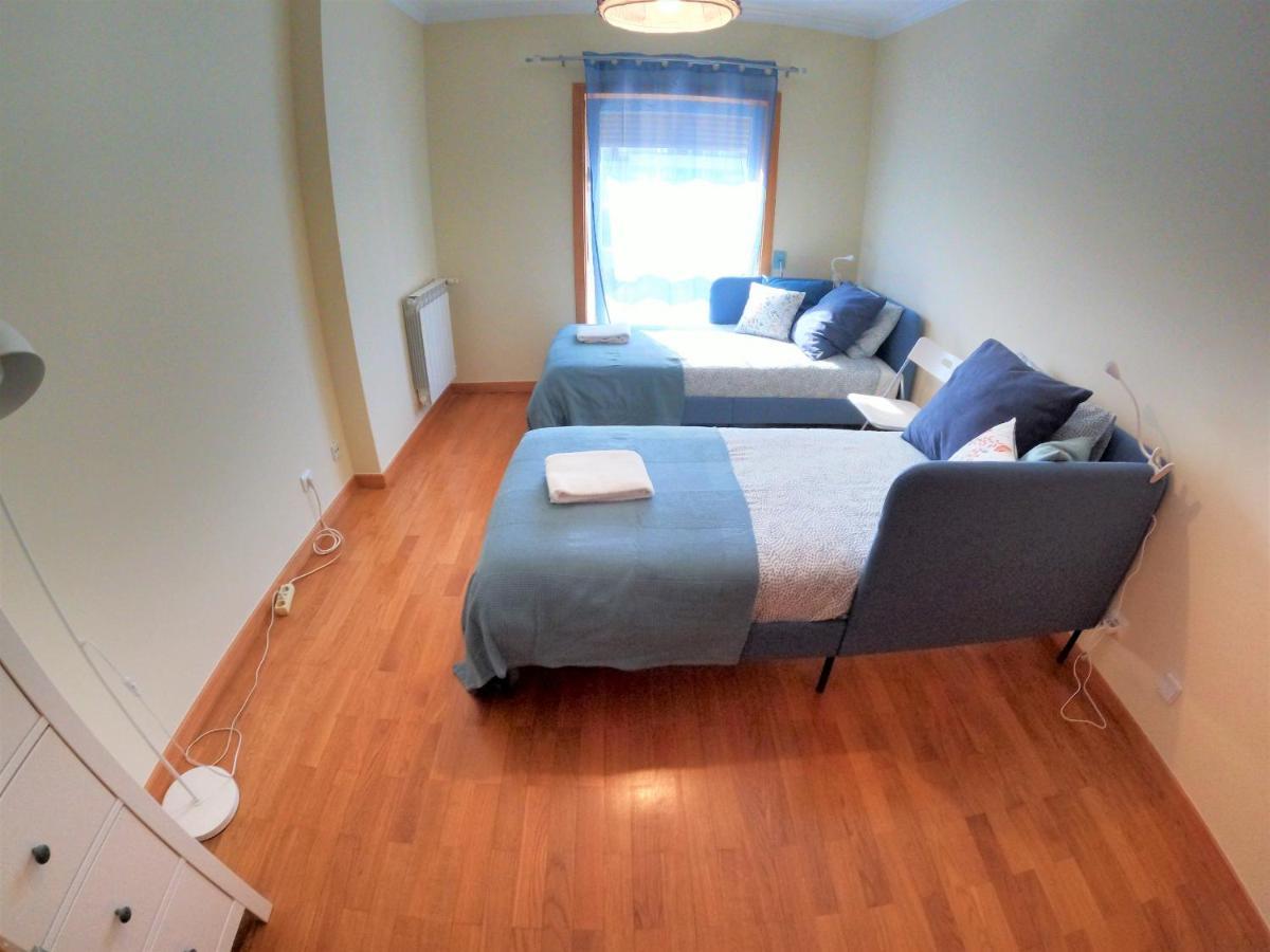 Lisbon 2 Bedroom Apartment With Balcony In Algés Eksteriør billede